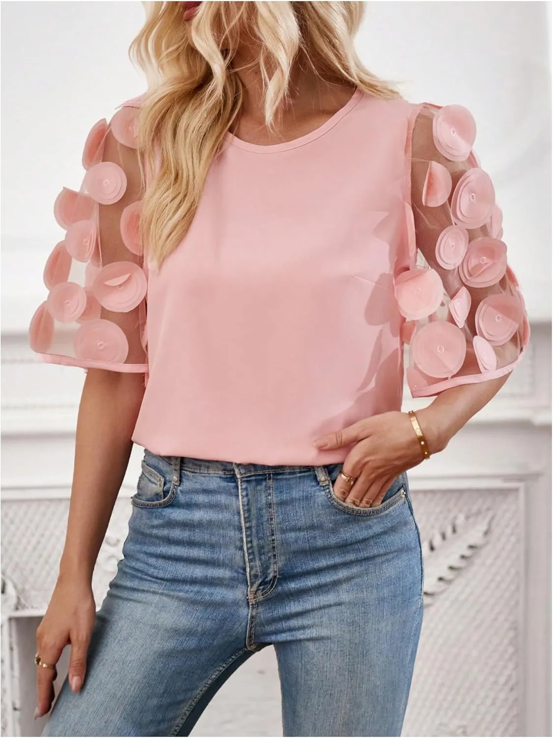 Floerns Women's Round Neck Half Sleeve Contrast Mesh Appliques Puff Sleeve Blouse Top